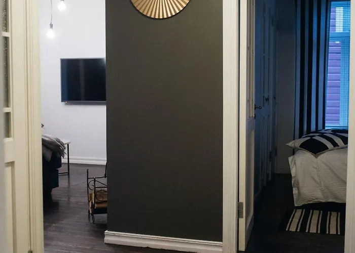 Comfort And Authentic Near Old Town דירה