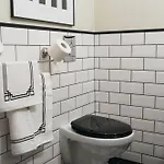 Comfort And Authentic Near Old Town Apartment *