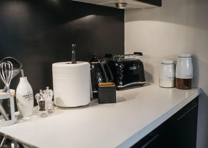 Comfort And Authentic Near Old Town Apartment *