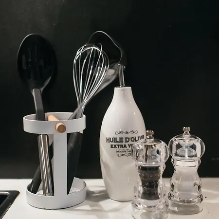 Comfort And Authentic Near Old Town アパート