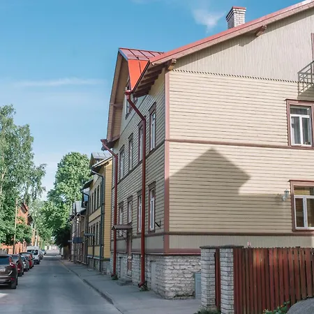 Comfort And Authentic Near Old Town Apartment *